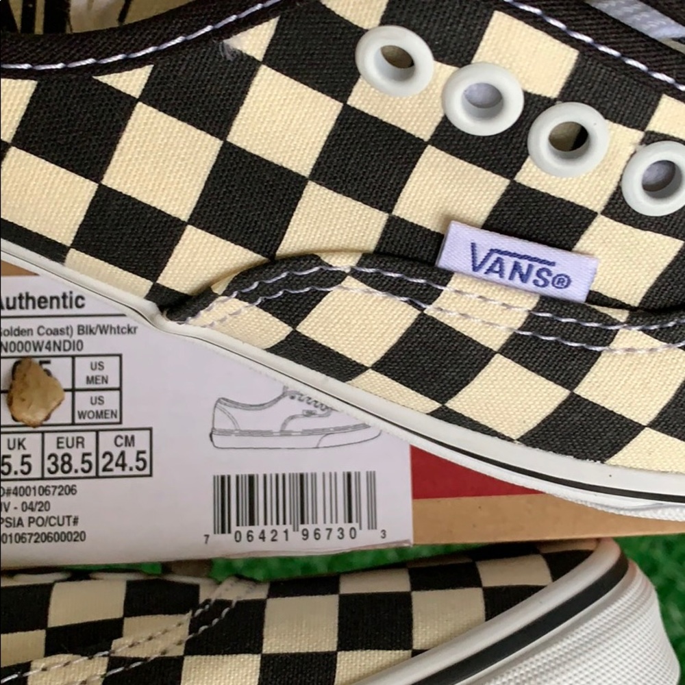 Vans Authentic golden cost black/white checkeredWm - Picture 16 of 16